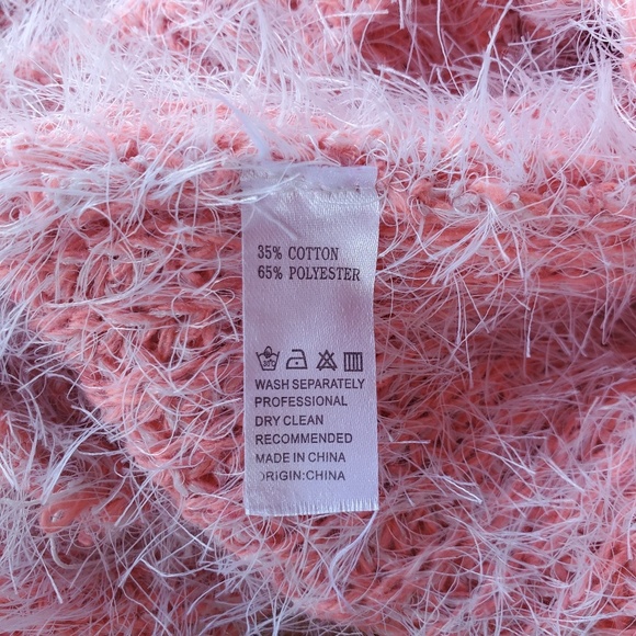 Pink sweater - Picture 3 of 3